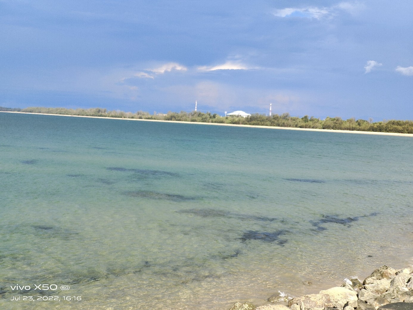 Spot photo 47