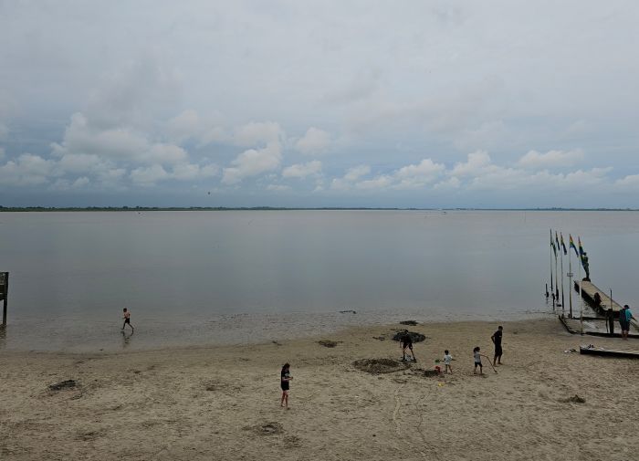 Spot photo 4