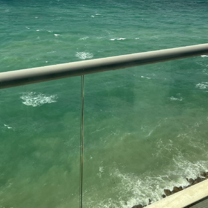Spot photo 3