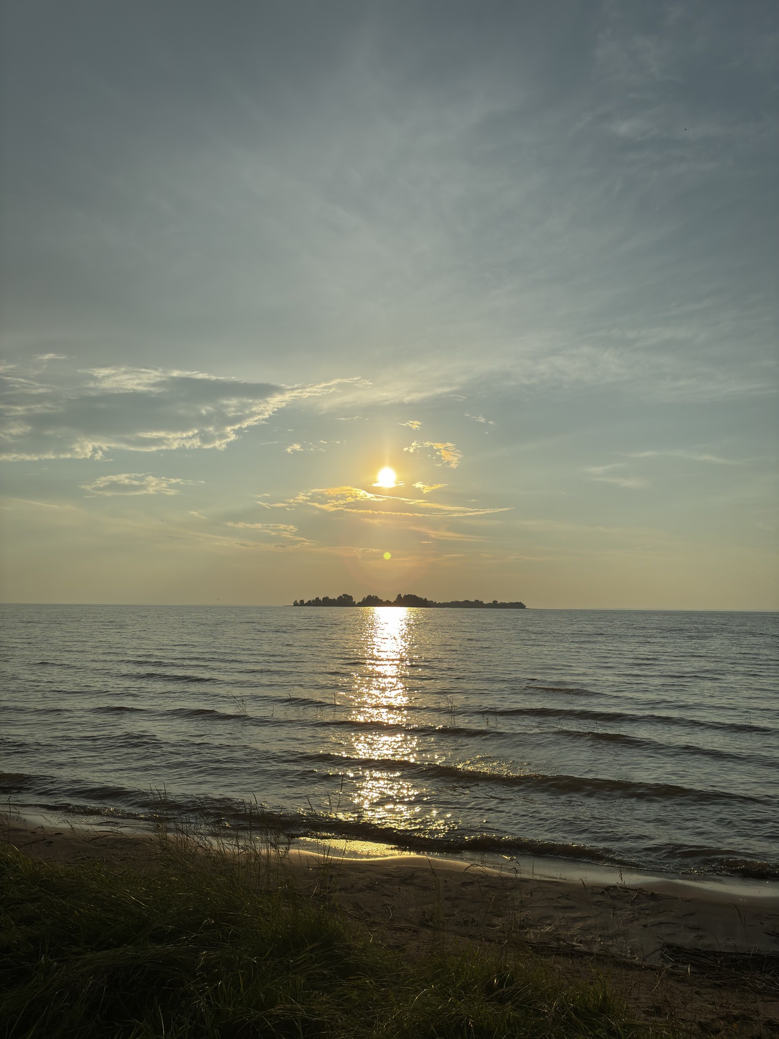 Spot photo 1