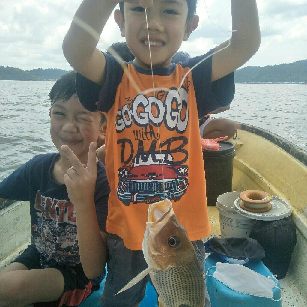 Spot photo 23